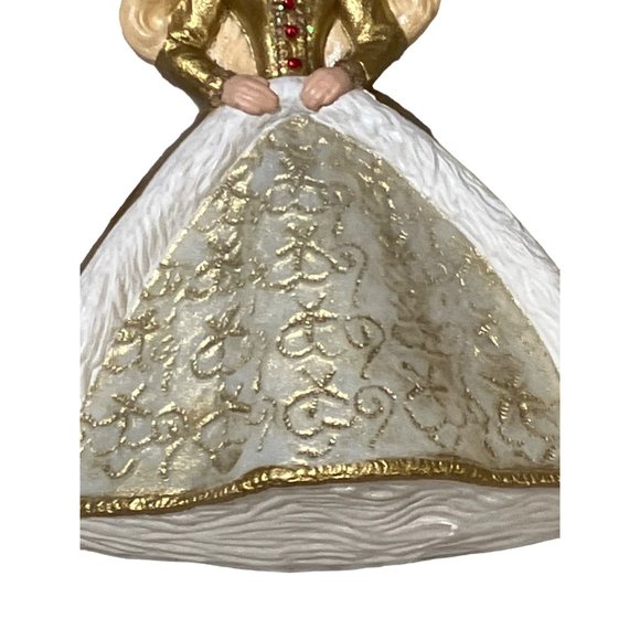 Mattel Hallmark Christmas Holiday Barbie Pin Brooch 1996 - Picture 12 of 13